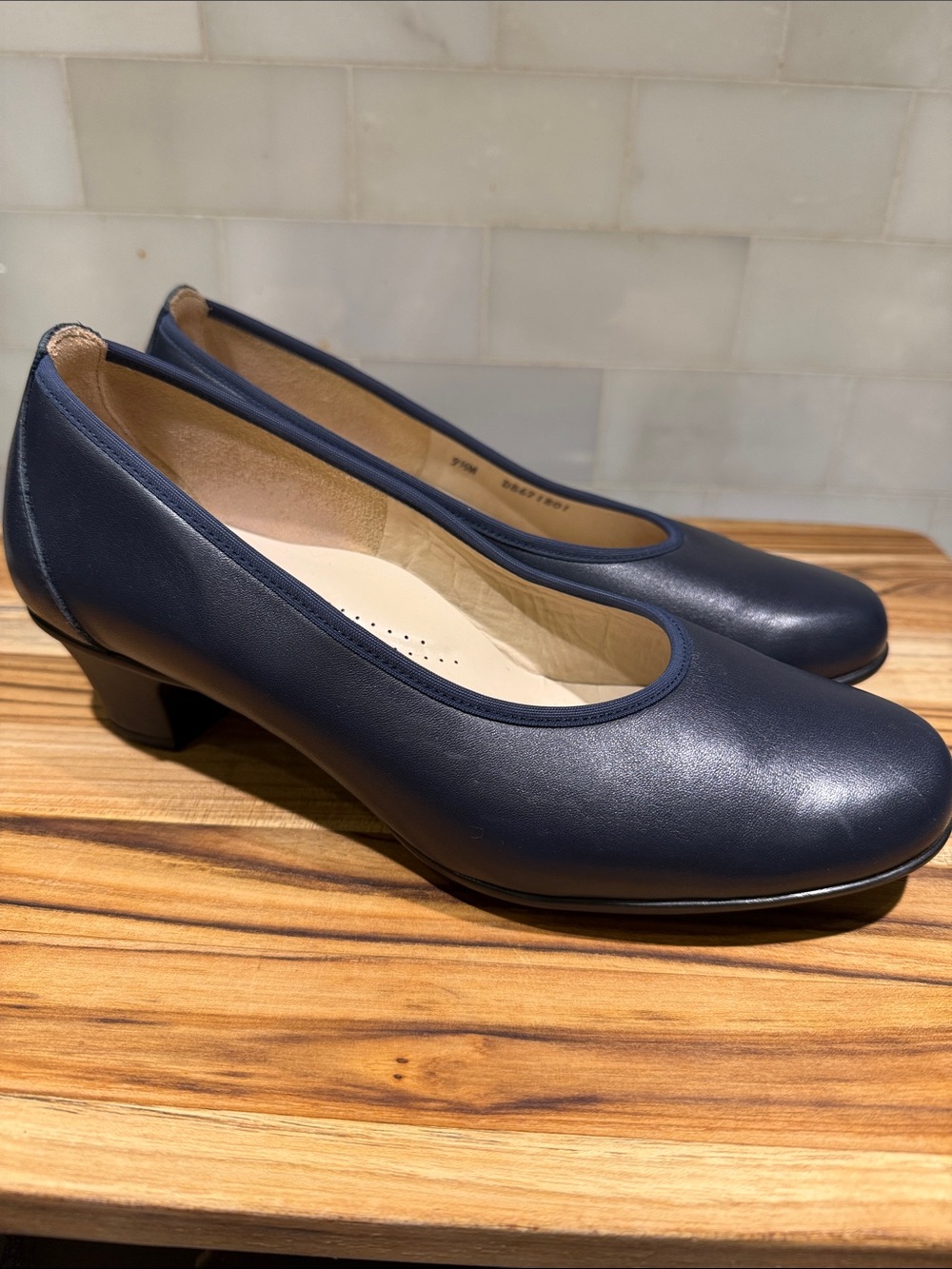 SAS Navy Round-Toe Low Heel Pumps